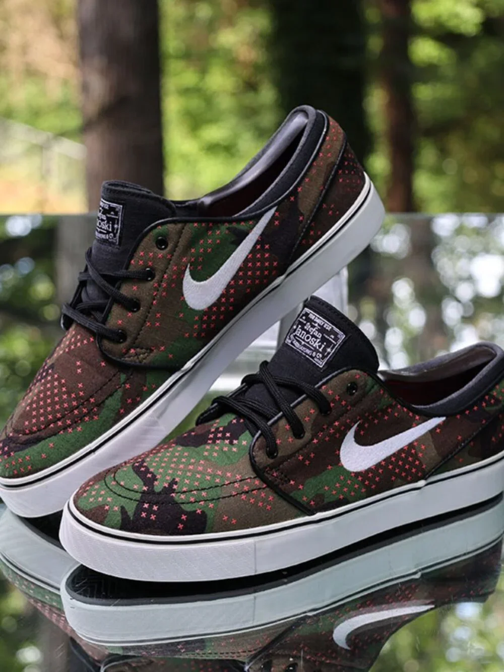 Nike Zoom Stefan Janoski Canvas Camo Polka Dot